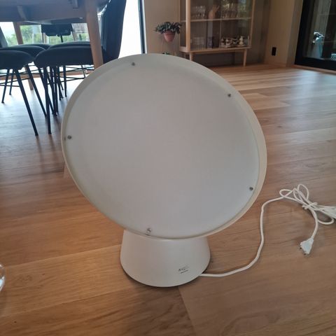 Ikea gulvlampe av Ola Wihlborg