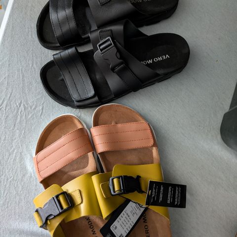 Vero Moda skinn sandaler selges