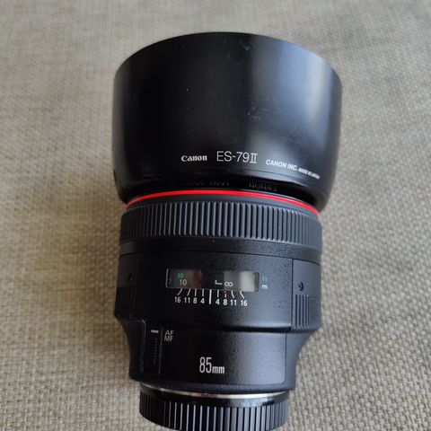 Canon 85mm 1.2f II