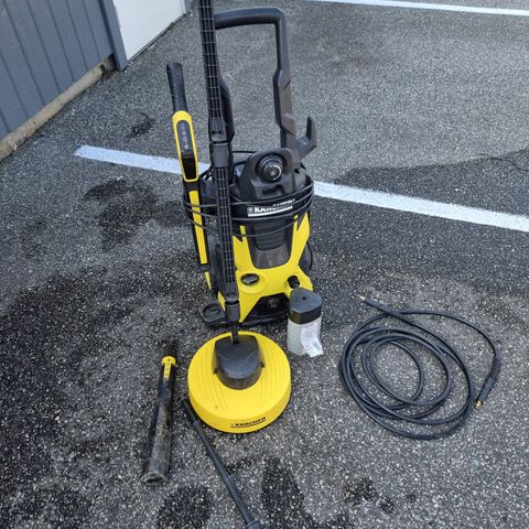 Karcher K5 høytrykksspyler med mange utstyr