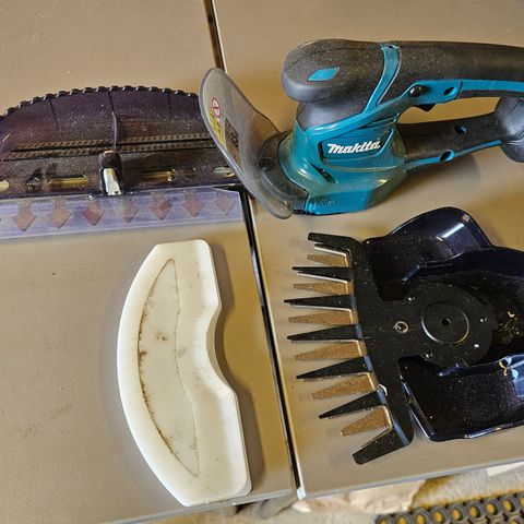 Makita DUM604ZX trimmer