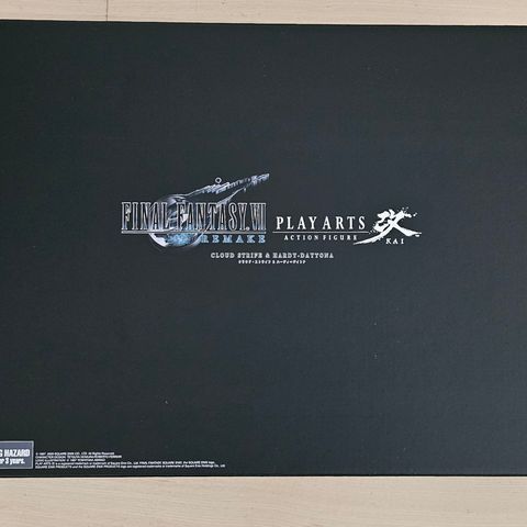 Final Fantasy 7 Remake Play Arts Kai Cloud Strife Hardy Daytona