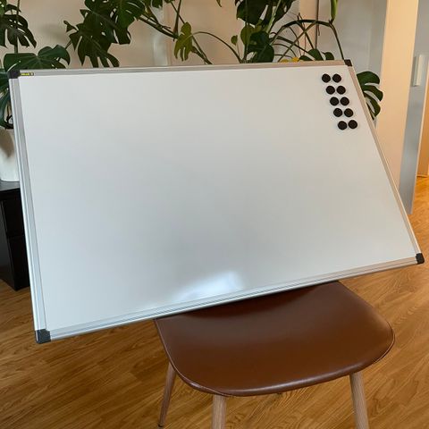 Magnetisk Whiteboard 60x90cm med tilbehør