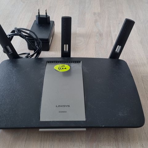 Wi-Fi router Linksys EA6900