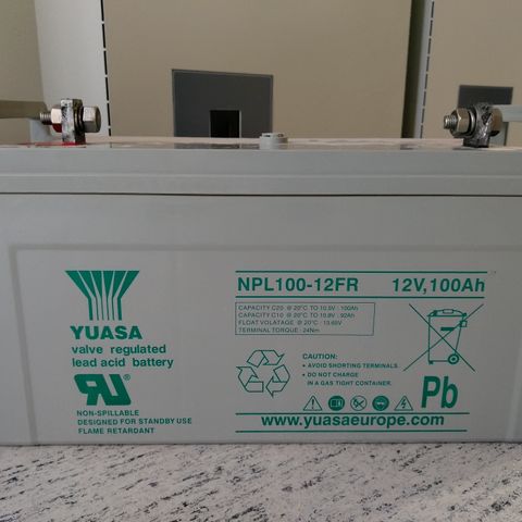 Ups 400Ah , 4x Aku  12V ,100Ah