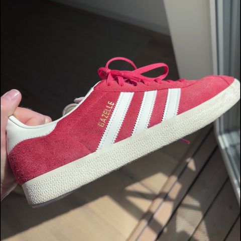 Adidas Gazelle glory red/off white/cream white 43 1/3