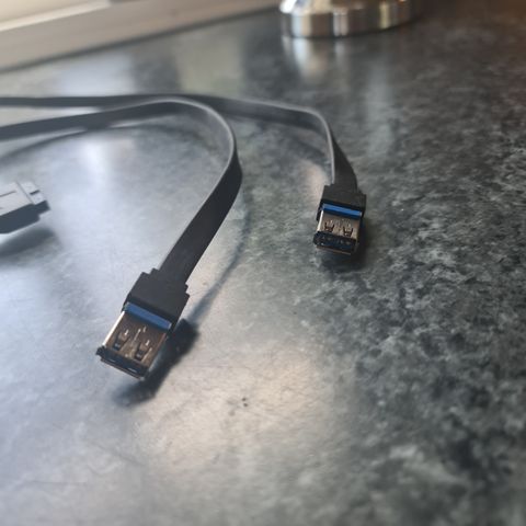 2 usb fra hovedkort