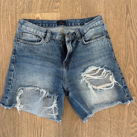 Kjempefin NLY jeans olashorts - jeans shorts i str 34, selges! XS/S