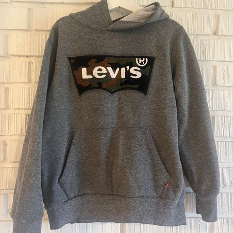 Levi’s hettegenser