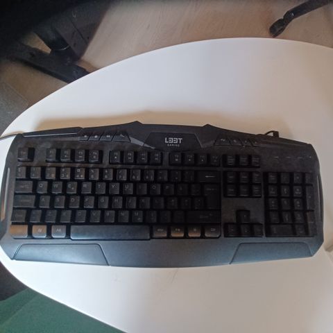 Leet gaming tastatur