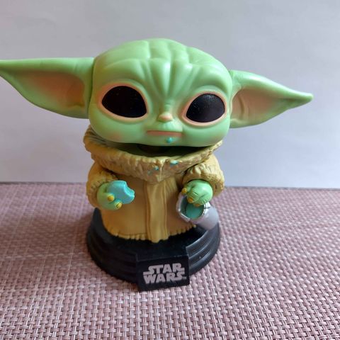 baby Yoda AKA Grogu bobblehead