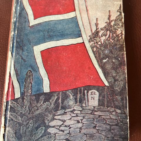 Norsk Soldatbok (1923) + to bøker til