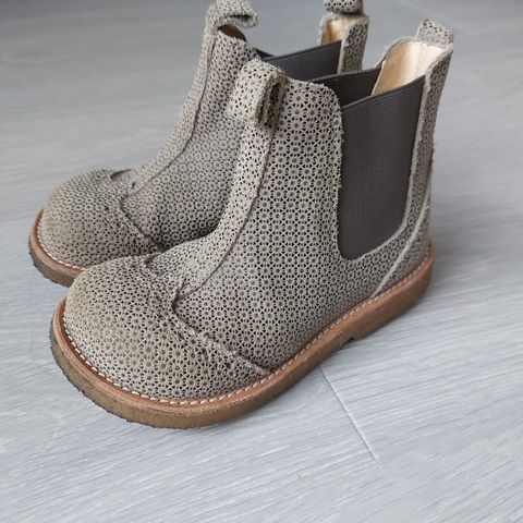 Chelsea boots Angulus str 26