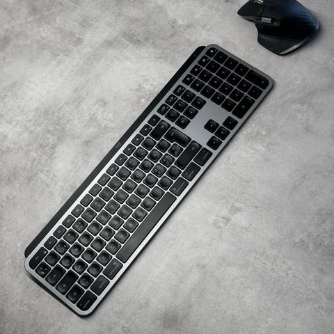 Logitech MX Keys for Mac