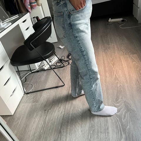 Tower jeans