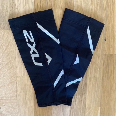 2XU COMPRESSION CALF GUARDS - Leggstøtte