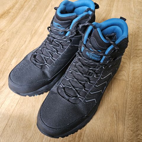 Sketchers Relaxed Fit: Arch Fit Dawson - Waterproof