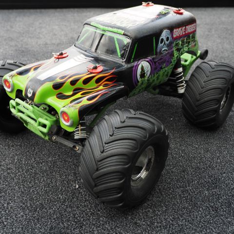 Traxxas Monster Jam Grave Digger 2WD 1/10 RTR (Sjelden)