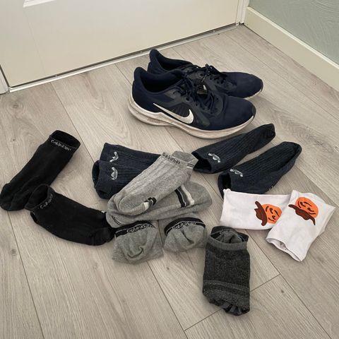 Nike Sko 44,5 og sokker