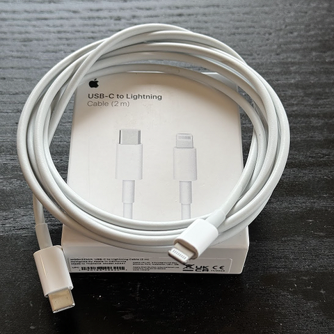 Apple USB C Lightning 2m