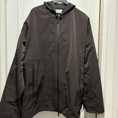 bottega veneta windbreaker (ny)