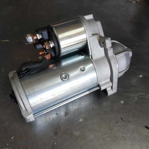 Starter til Mercedes w211 E220 cdi