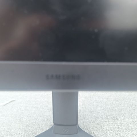 Samsung 24 inch