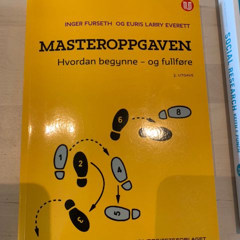 Masteroppgaven. Hvordan begynne - og fullføre