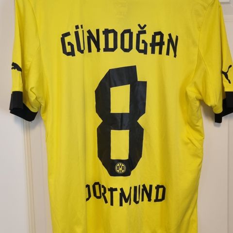 Borussia Dortmund Gündogan #8 Fotballdrakt 2012/13 Str. M