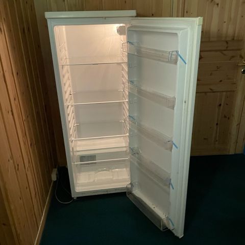 Lite brukt kjøleskap