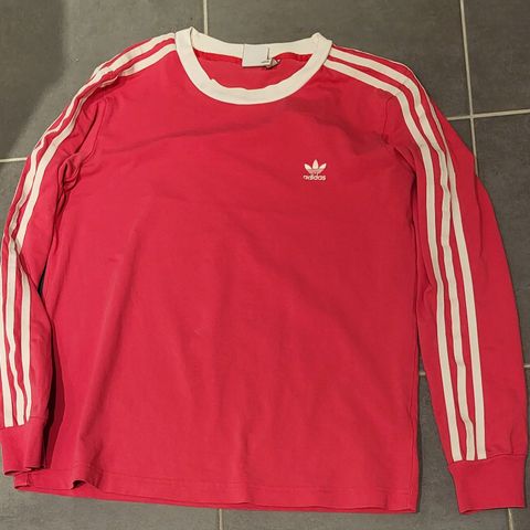 Longsleeve fra Adidas str. 40