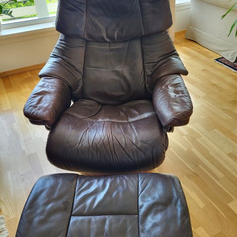 Ekornes stressless med skammel selges.