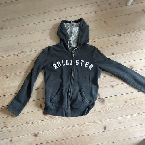 Hollister genser