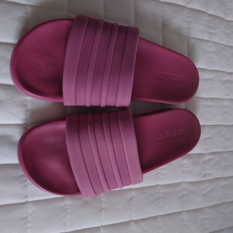 ADIDAS CLOUDFOAM sandaler/slippers str 40