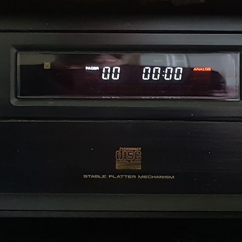 Pioneér PDR-05 Compact Disc Recorder