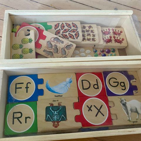 Melissa & Doug number and alphabet puzzles