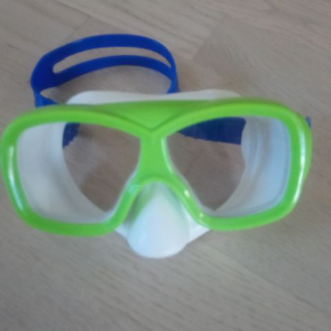 Kids swim mask