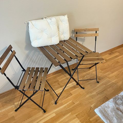 IKEA Tärnö, bord og stoler selges billig