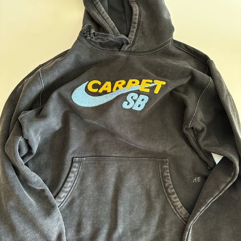 Nike SB x Carpet Company Hoodie MEDIUM