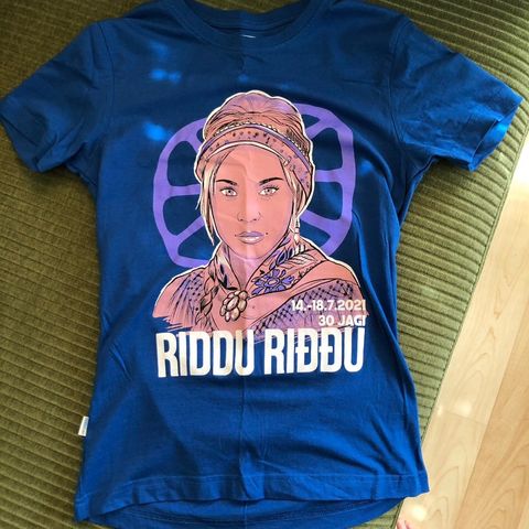 UBRUKT: Riddu Riđđu T-skjorte 2021, 30-årsjubileum, samisk festival t-shirt