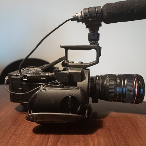 Sony FS700 4K oppgradert Super35 videokamera med EF adapter 6000 NOK