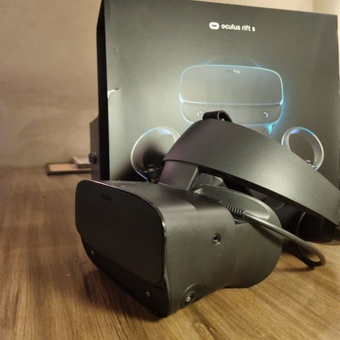 Oculus Rift S VR Headsett | Ingen skade, Orginal eske