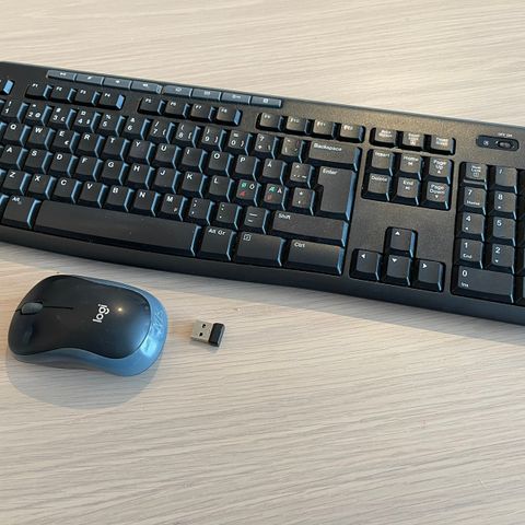 Logitech MK270 trådløs mus og tastatur
