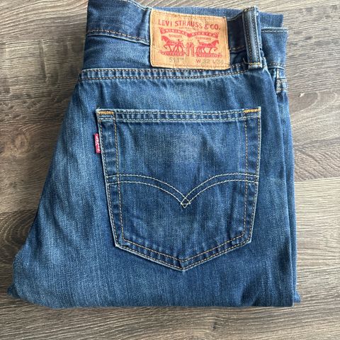 Levis Bukse str 32/34