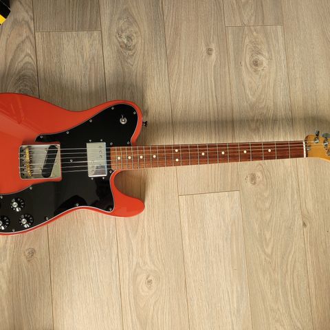 Fender Vintera Telecaster 70`s Fiesta Red