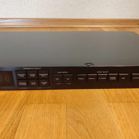 Yamaha TX1P Piano Tone Generator
