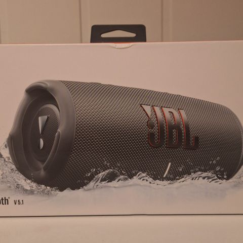 JBL Charge 5