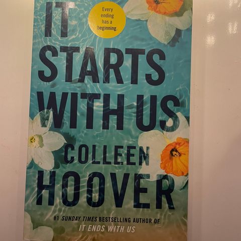 It starts with us skrevet av Colleen Hoover.