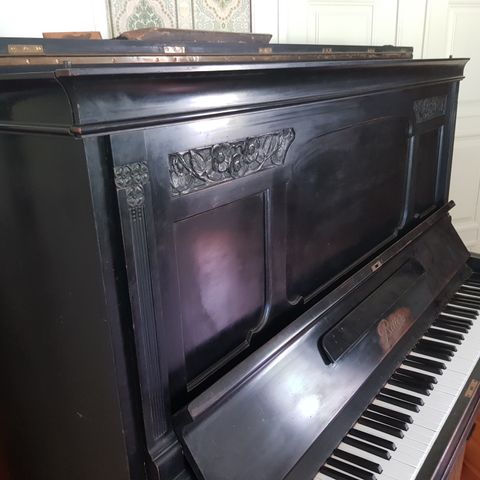 Ritter piano