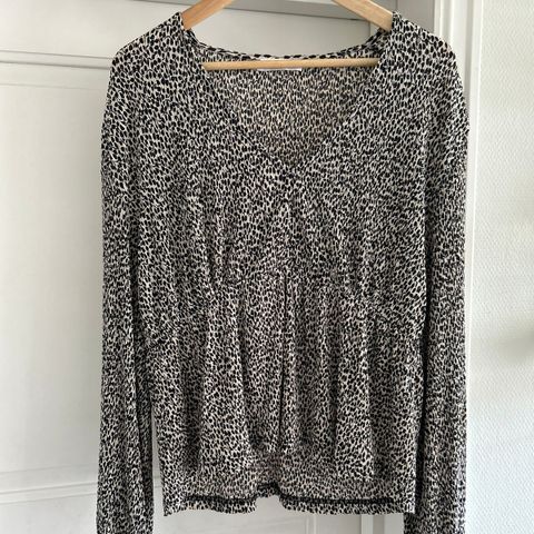 Bluse fra Mango